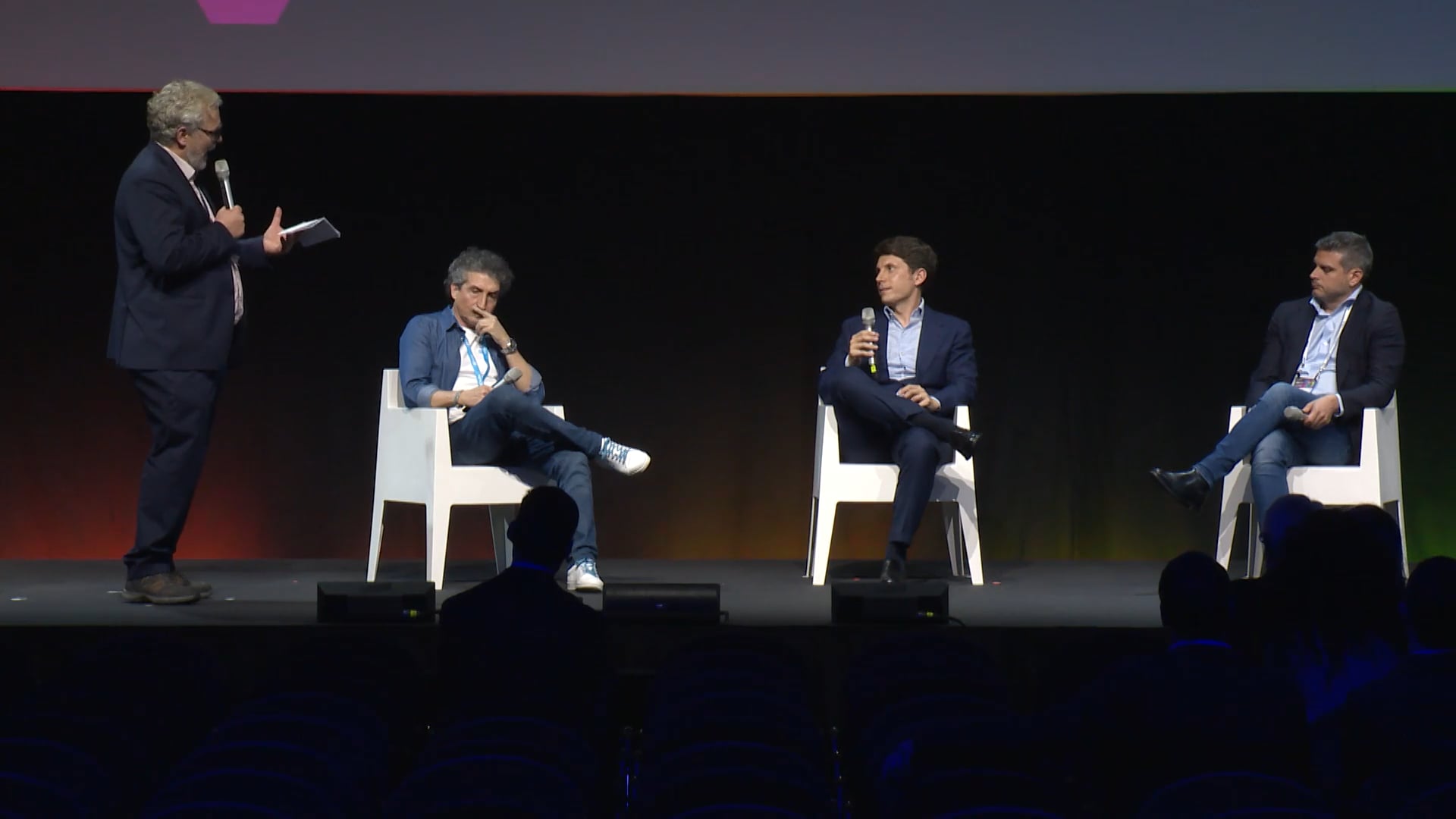 Scopri di più sull'articolo I cambiamenti chiave e le priorità per guidare con successo la trasformazione digitale, omnicanale e le nuove relazioni con i cl